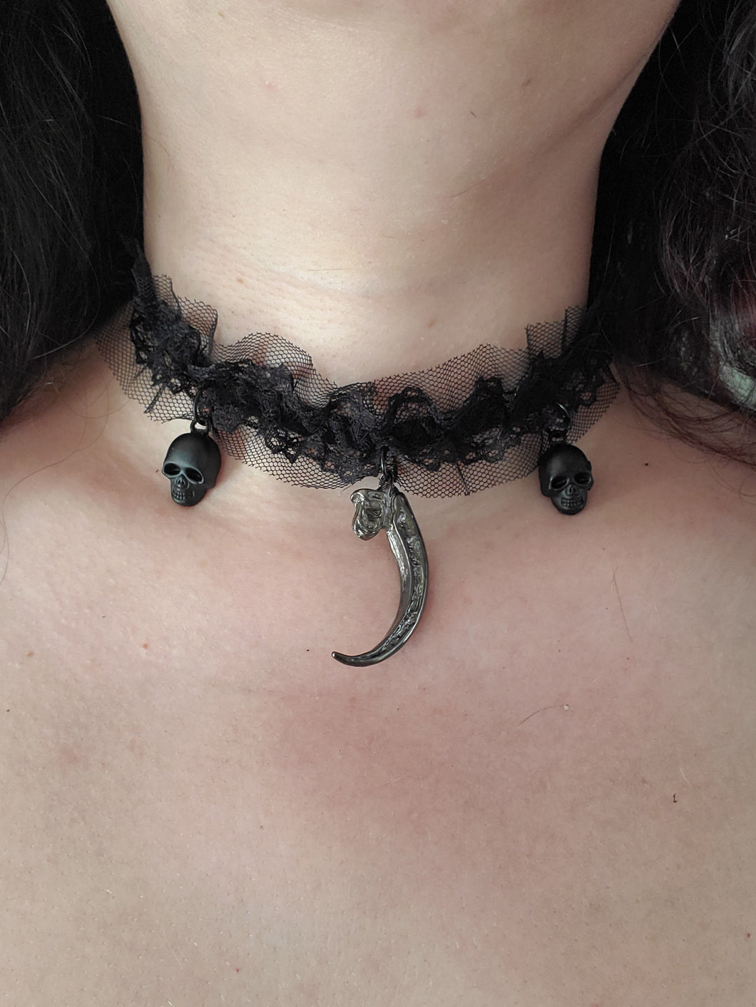 Dragon Claw and Skulls Lace Choker