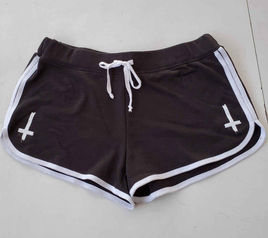 Inverted Dripping Cross Track Short